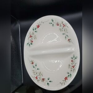 Pfaltzgraff Wimterberry Divided Serving Dish